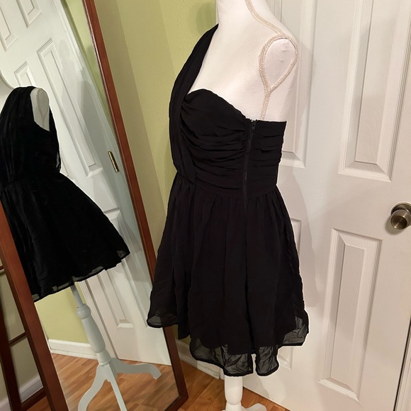 G By Guess NWT Party Dress - Picture 3 of 5